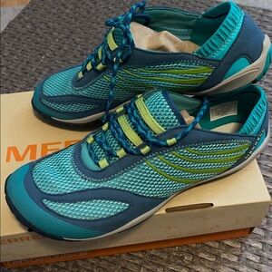 Merrell Pace Glove Barefoot Running Trail Shoes size 11 Medium in original box